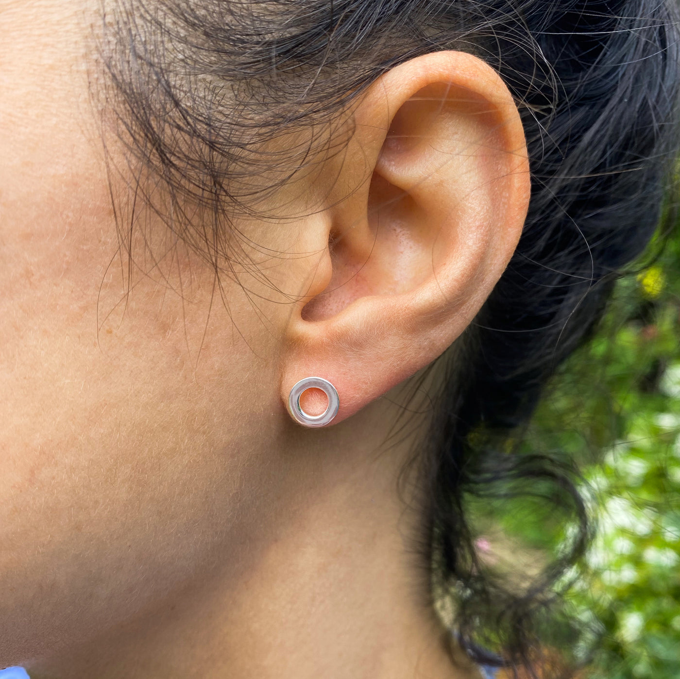 Plain silver circle stud earrings
