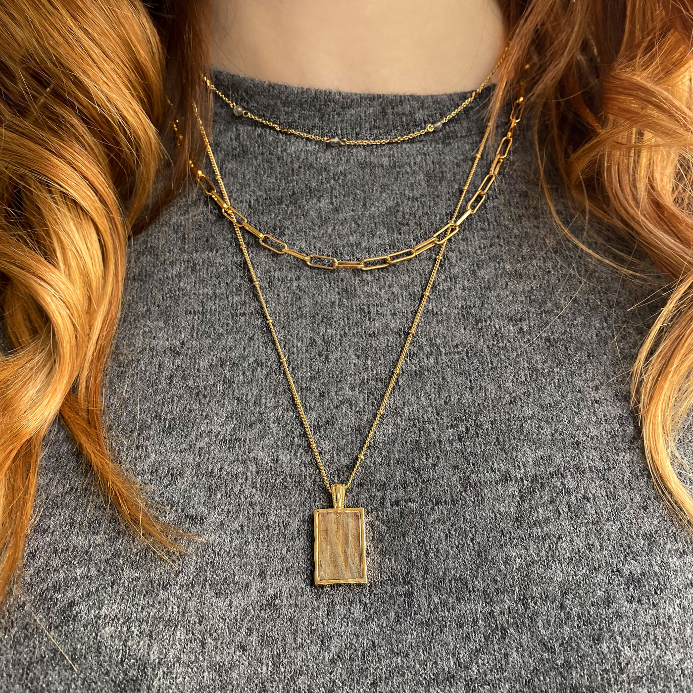 Gold layered necklaces with labradorite choker, plain chunky chain and labradorite rectangle pendant on bobble chain