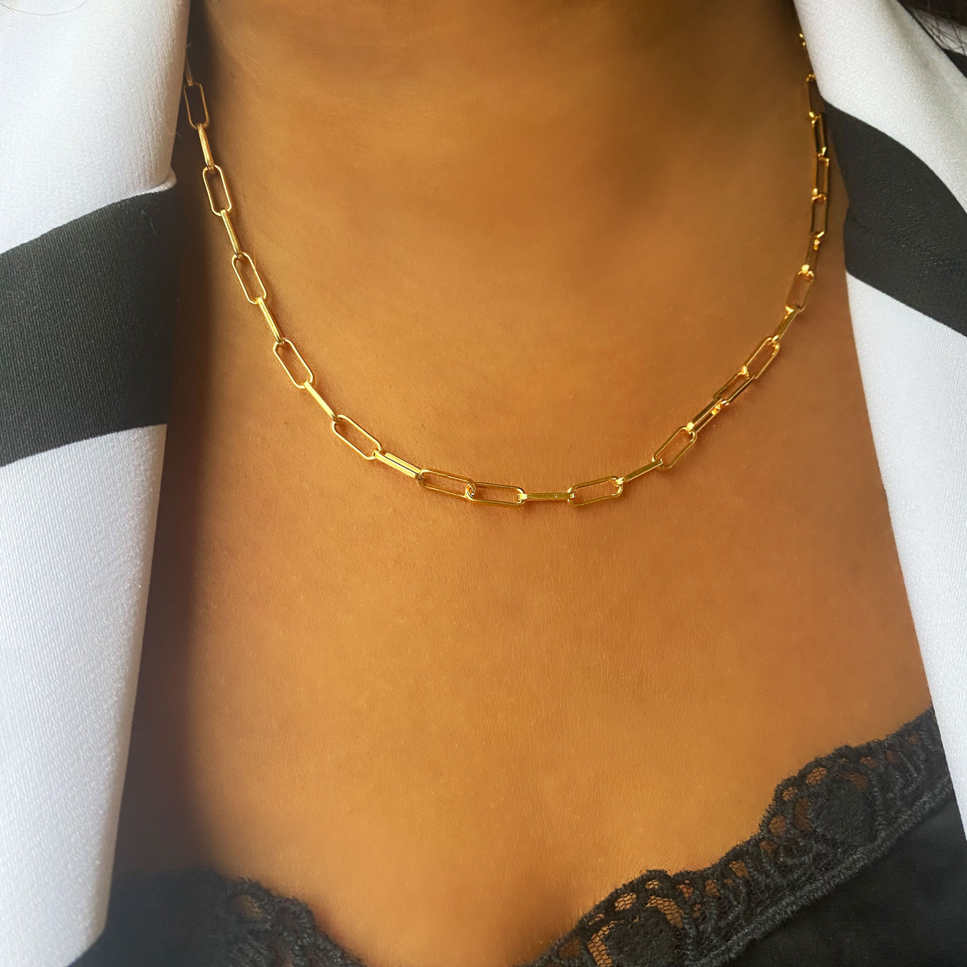 Gold chunky chain necklace